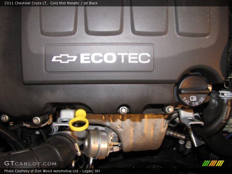 Gold Mist Metallic / Jet Black 2011 Chevrolet Cruze LT