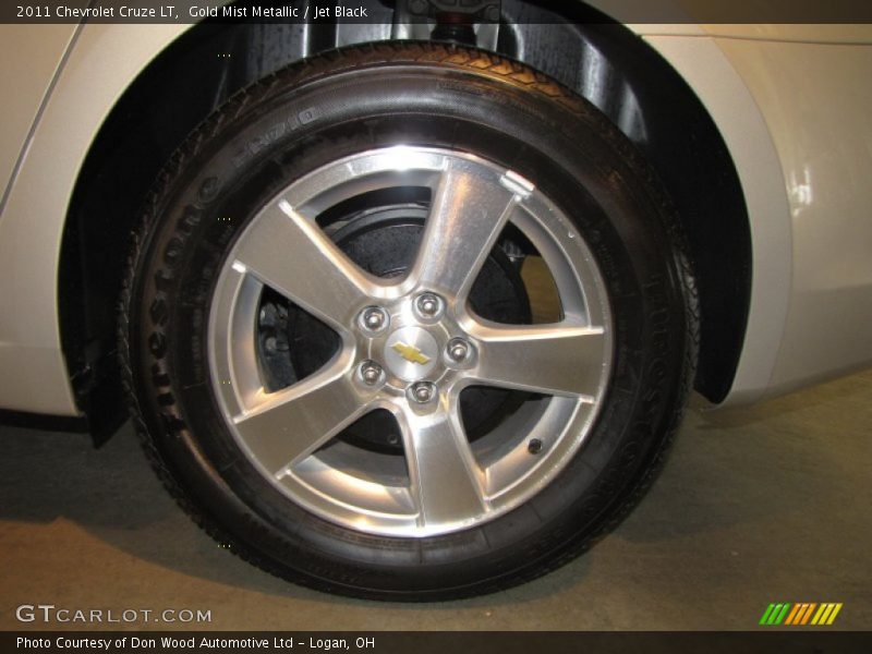 Gold Mist Metallic / Jet Black 2011 Chevrolet Cruze LT