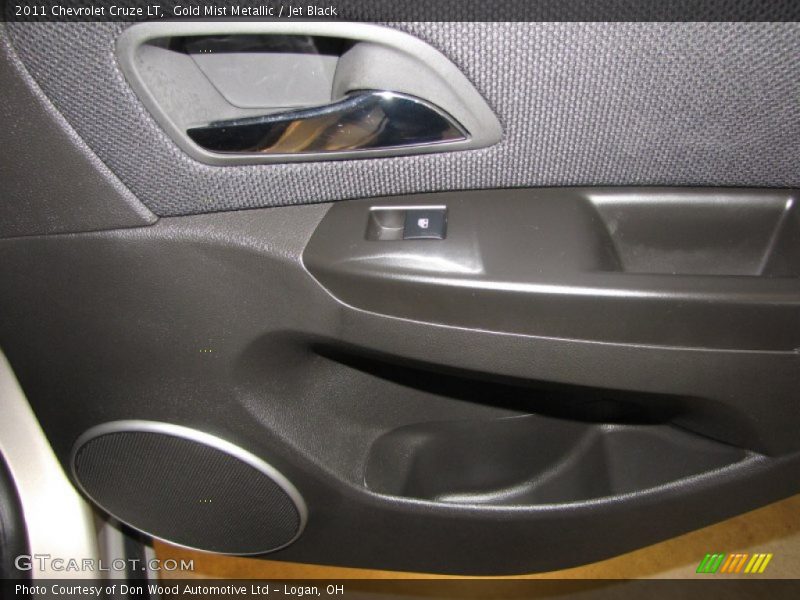 Gold Mist Metallic / Jet Black 2011 Chevrolet Cruze LT