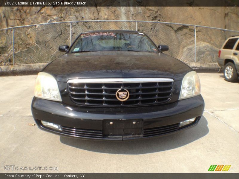 Sable Black / Black 2002 Cadillac DeVille DTS