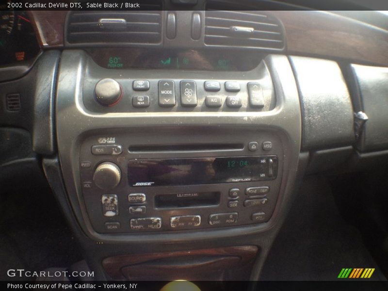 Sable Black / Black 2002 Cadillac DeVille DTS