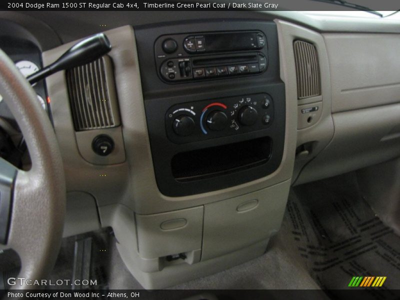 Timberline Green Pearl Coat / Dark Slate Gray 2004 Dodge Ram 1500 ST Regular Cab 4x4