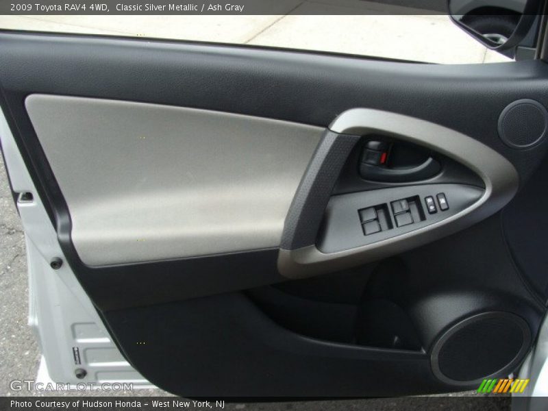 Classic Silver Metallic / Ash Gray 2009 Toyota RAV4 4WD