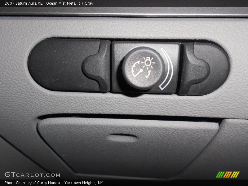 Ocean Mist Metallic / Gray 2007 Saturn Aura XE
