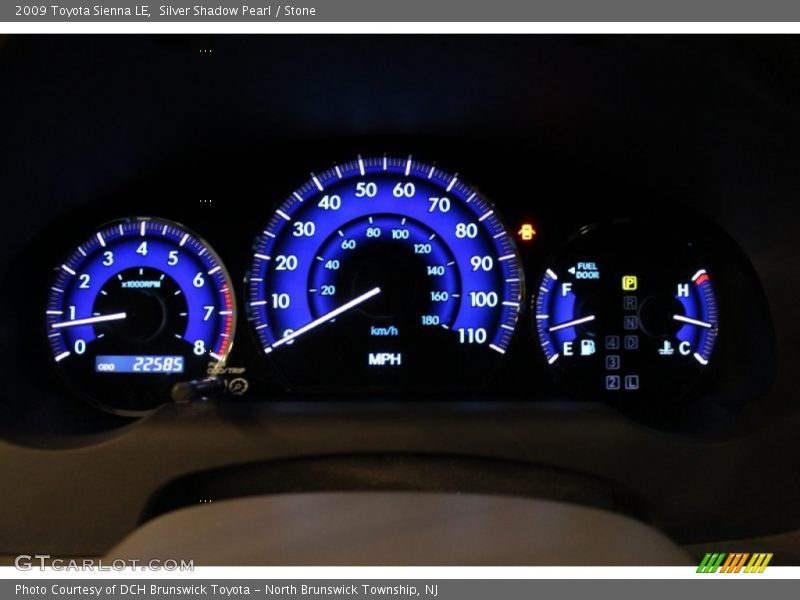 Silver Shadow Pearl / Stone 2009 Toyota Sienna LE