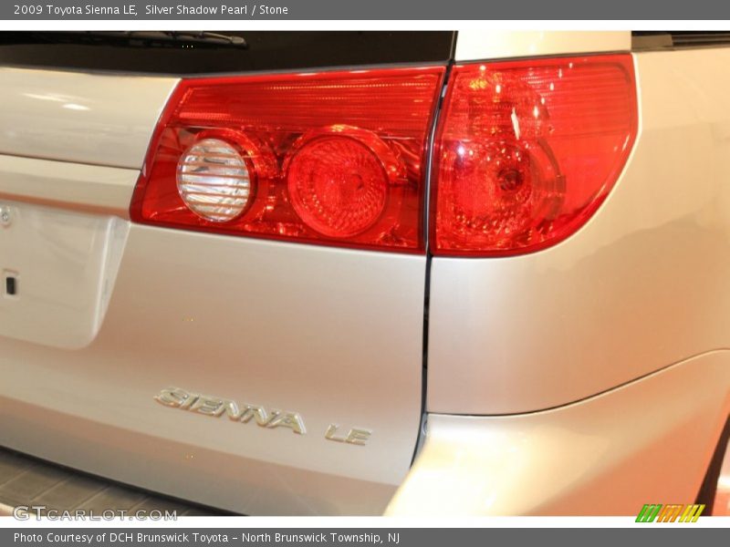 Silver Shadow Pearl / Stone 2009 Toyota Sienna LE