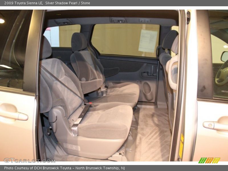Silver Shadow Pearl / Stone 2009 Toyota Sienna LE