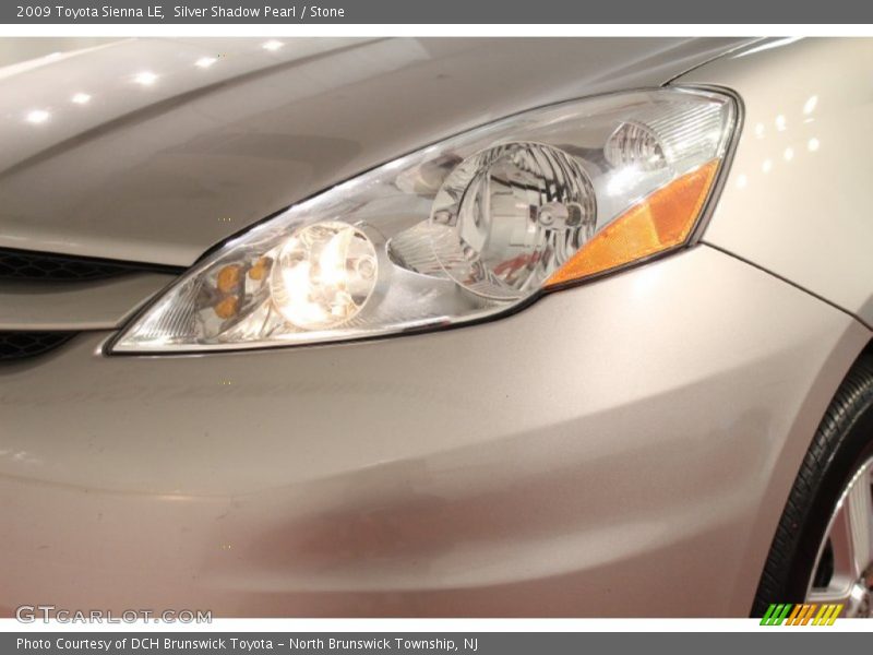 Silver Shadow Pearl / Stone 2009 Toyota Sienna LE