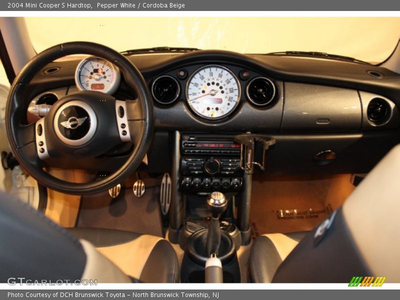 Dashboard of 2004 Cooper S Hardtop