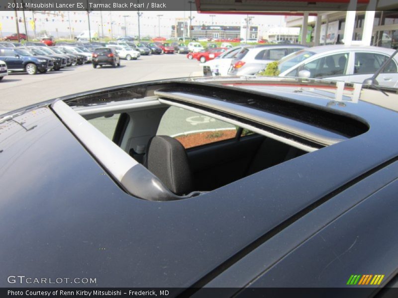 Tarmac Black Pearl / Black 2011 Mitsubishi Lancer ES