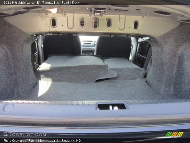 Tarmac Black Pearl / Black 2011 Mitsubishi Lancer ES