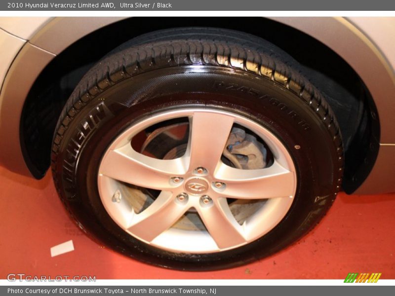 Ultra Silver / Black 2010 Hyundai Veracruz Limited AWD