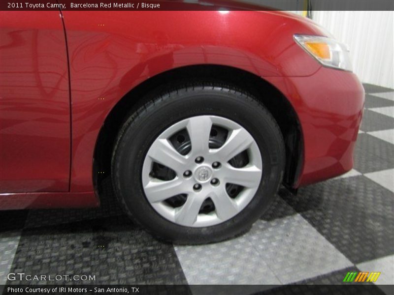 Barcelona Red Metallic / Bisque 2011 Toyota Camry