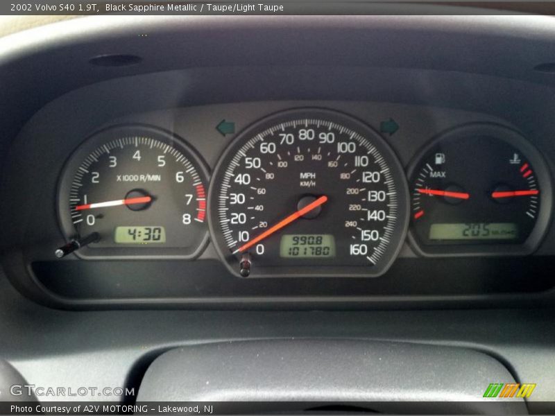 Black Sapphire Metallic / Taupe/Light Taupe 2002 Volvo S40 1.9T