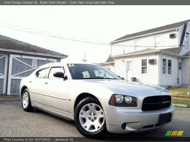 Bright Silver Metallic / Dark Slate Gray/Light Slate Gray 2006 Dodge Charger SE
