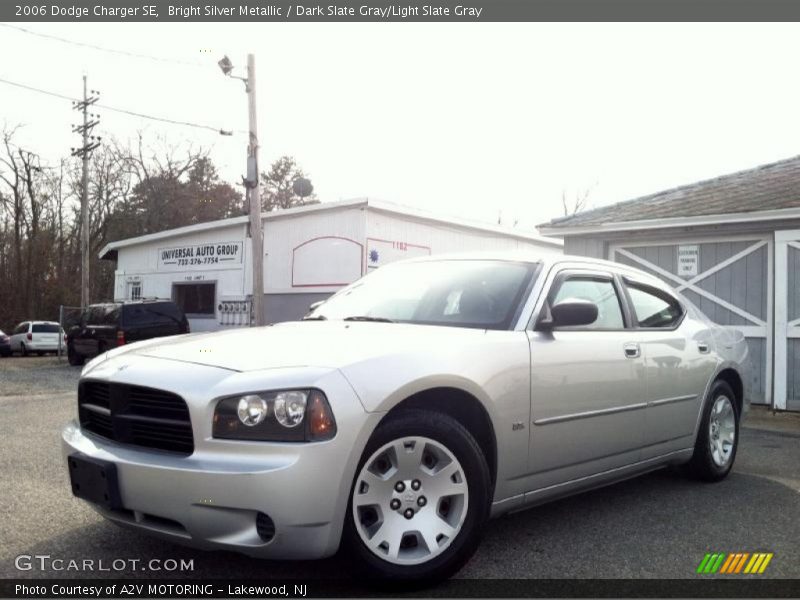 Bright Silver Metallic / Dark Slate Gray/Light Slate Gray 2006 Dodge Charger SE