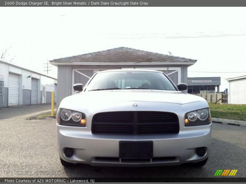 Bright Silver Metallic / Dark Slate Gray/Light Slate Gray 2006 Dodge Charger SE