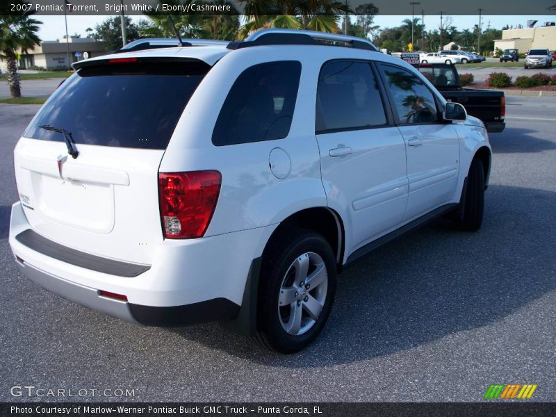 Bright White / Ebony/Cashmere 2007 Pontiac Torrent