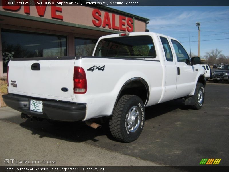 Oxford White / Medium Graphite 2001 Ford F250 Super Duty XL SuperCab 4x4