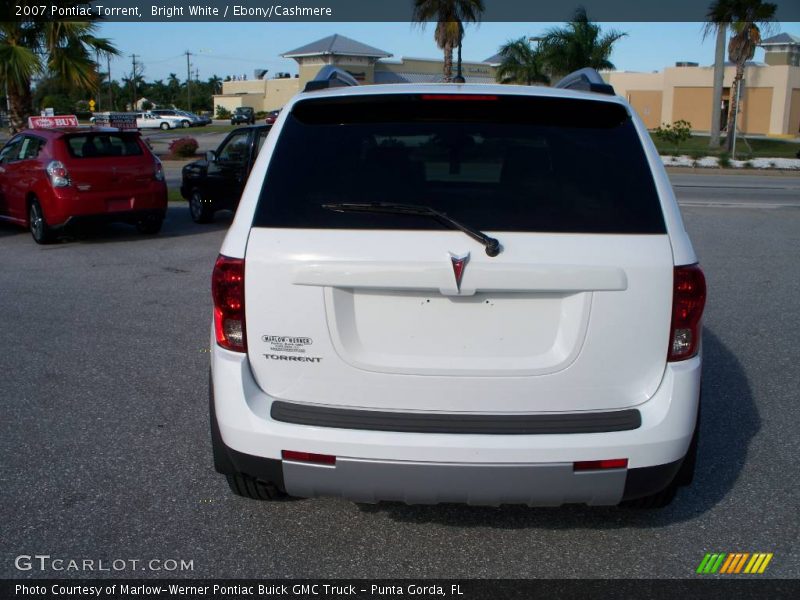 Bright White / Ebony/Cashmere 2007 Pontiac Torrent