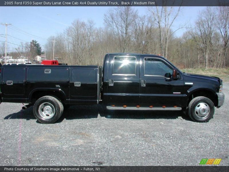 Black / Medium Flint 2005 Ford F350 Super Duty Lariat Crew Cab 4x4 Dually Utility Truck