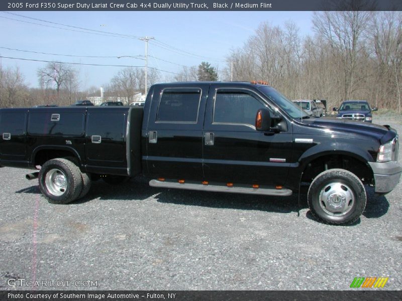 Black / Medium Flint 2005 Ford F350 Super Duty Lariat Crew Cab 4x4 Dually Utility Truck