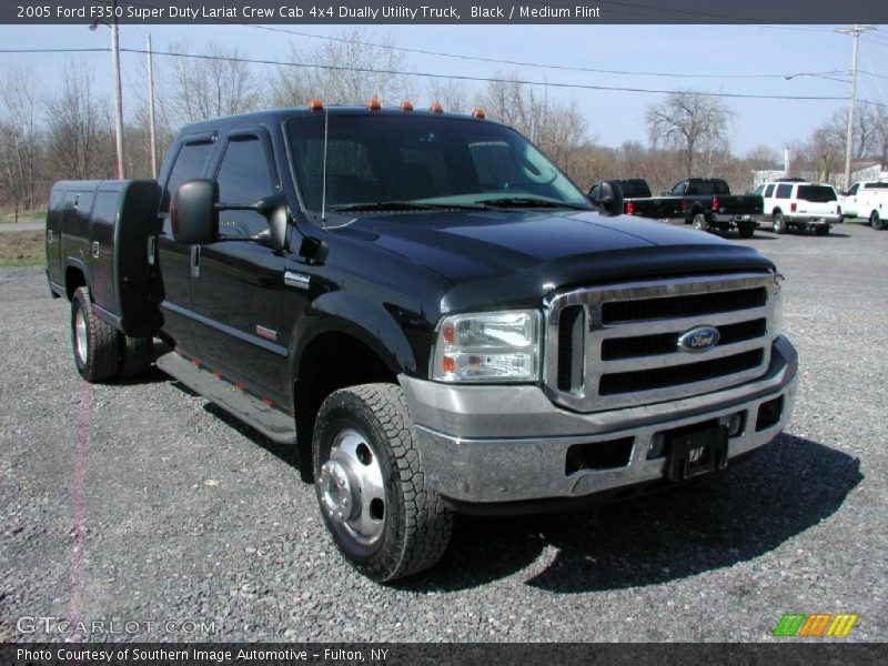 Black / Medium Flint 2005 Ford F350 Super Duty Lariat Crew Cab 4x4 Dually Utility Truck
