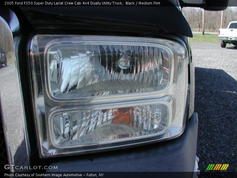 Black / Medium Flint 2005 Ford F350 Super Duty Lariat Crew Cab 4x4 Dually Utility Truck
