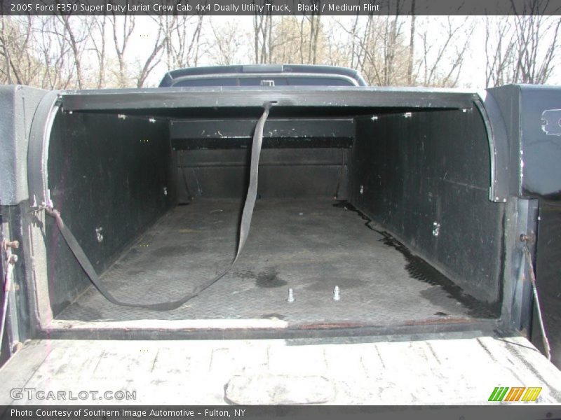 Black / Medium Flint 2005 Ford F350 Super Duty Lariat Crew Cab 4x4 Dually Utility Truck