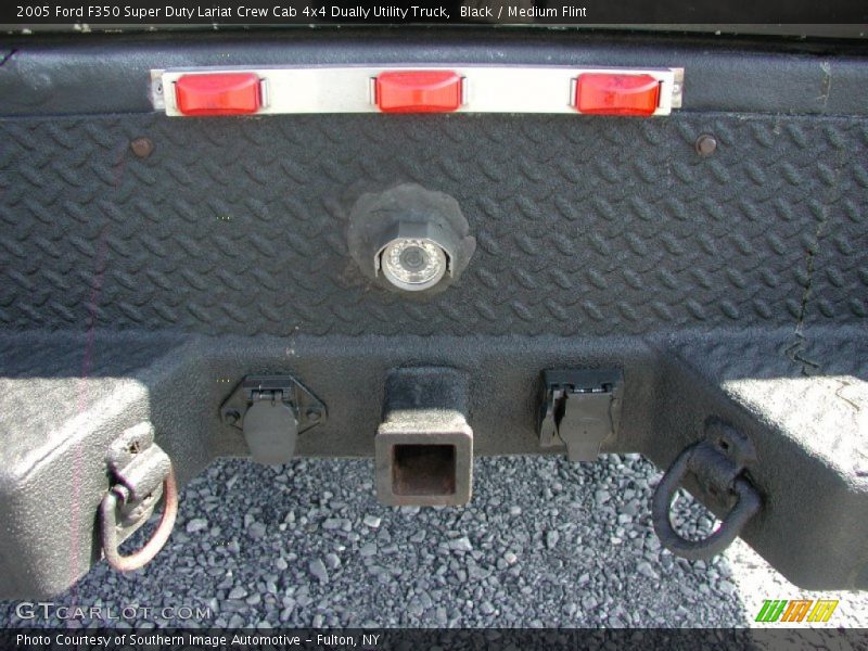 Black / Medium Flint 2005 Ford F350 Super Duty Lariat Crew Cab 4x4 Dually Utility Truck