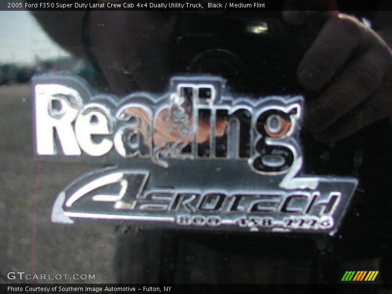 Black / Medium Flint 2005 Ford F350 Super Duty Lariat Crew Cab 4x4 Dually Utility Truck