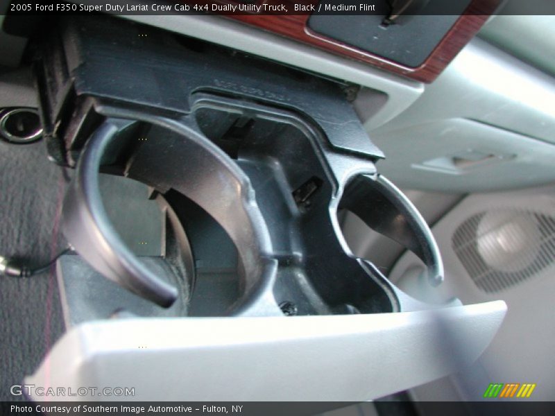 Black / Medium Flint 2005 Ford F350 Super Duty Lariat Crew Cab 4x4 Dually Utility Truck