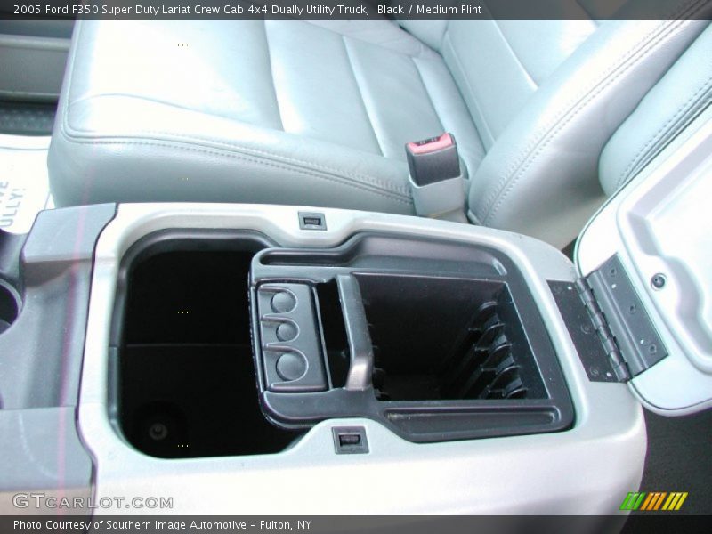 Black / Medium Flint 2005 Ford F350 Super Duty Lariat Crew Cab 4x4 Dually Utility Truck