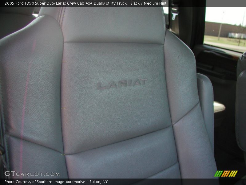 Black / Medium Flint 2005 Ford F350 Super Duty Lariat Crew Cab 4x4 Dually Utility Truck