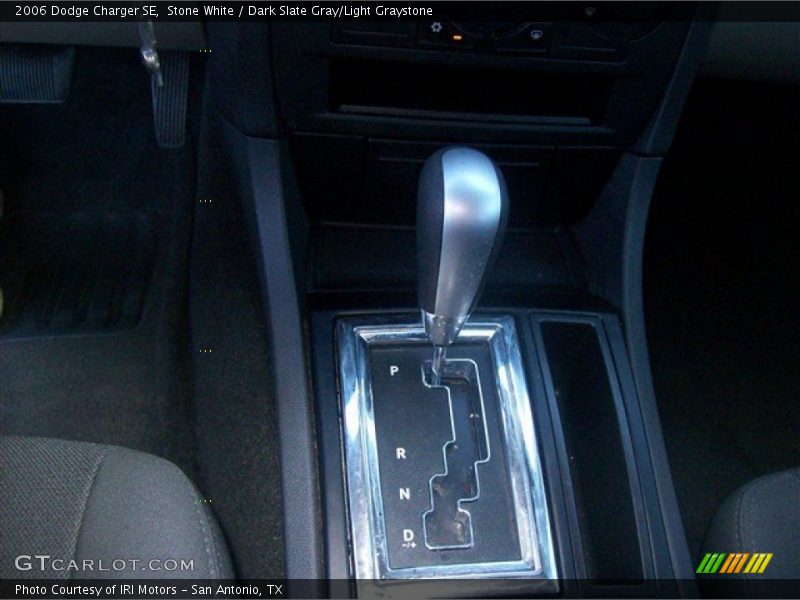 Stone White / Dark Slate Gray/Light Graystone 2006 Dodge Charger SE