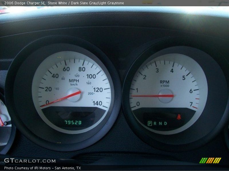 Stone White / Dark Slate Gray/Light Graystone 2006 Dodge Charger SE
