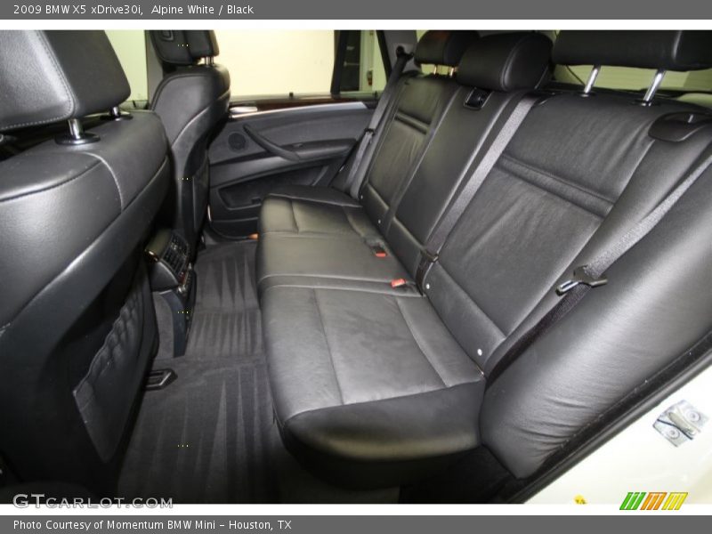 Alpine White / Black 2009 BMW X5 xDrive30i