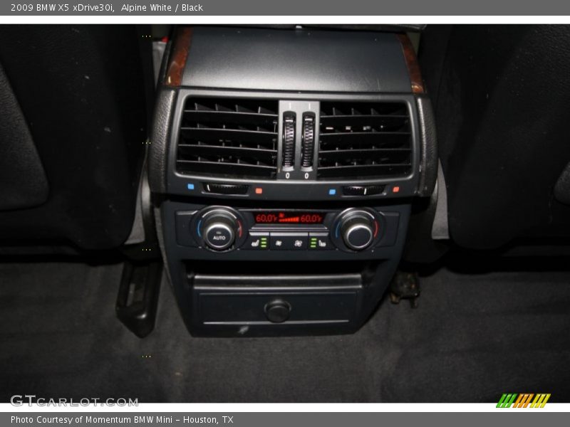 Alpine White / Black 2009 BMW X5 xDrive30i