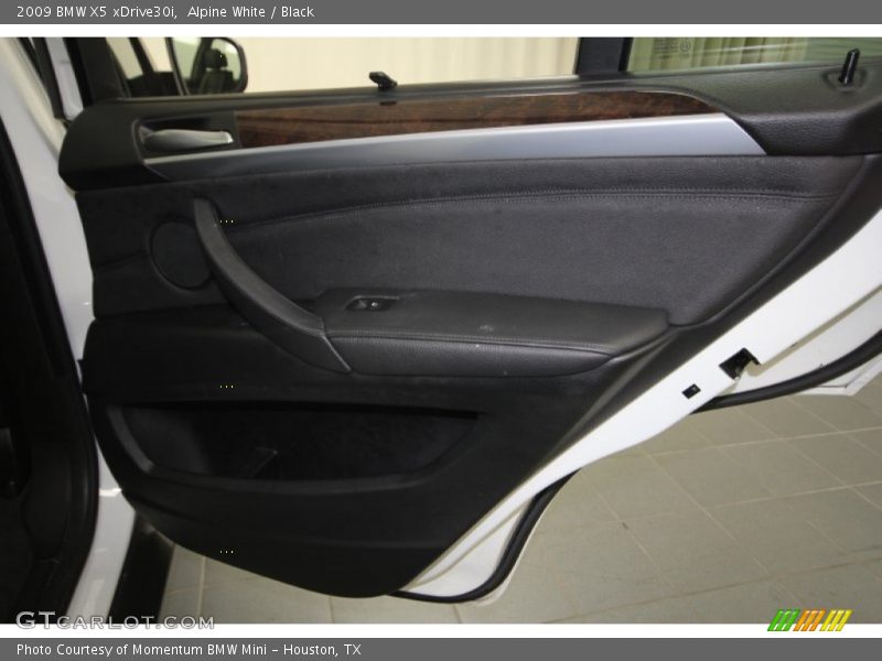 Alpine White / Black 2009 BMW X5 xDrive30i