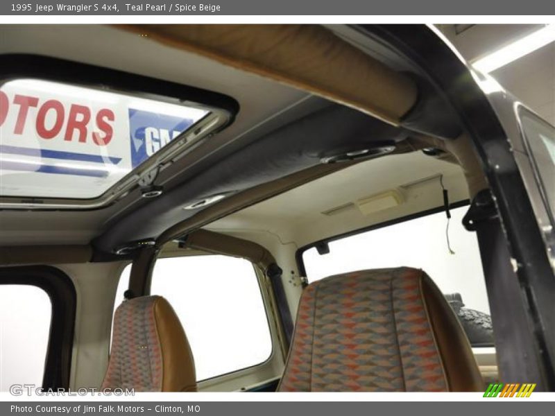 Teal Pearl / Spice Beige 1995 Jeep Wrangler S 4x4