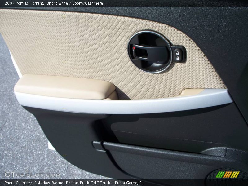 Bright White / Ebony/Cashmere 2007 Pontiac Torrent
