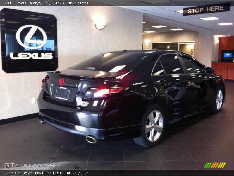 Black / Dark Charcoal 2011 Toyota Camry SE V6