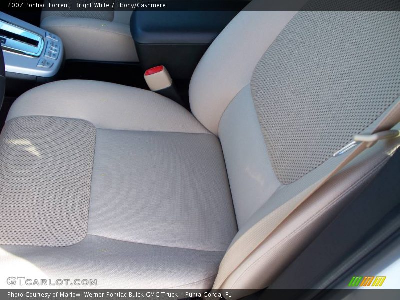 Bright White / Ebony/Cashmere 2007 Pontiac Torrent