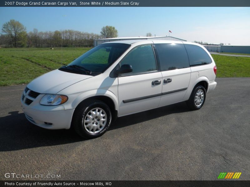 Front 3/4 View of 2007 Grand Caravan Cargo Van