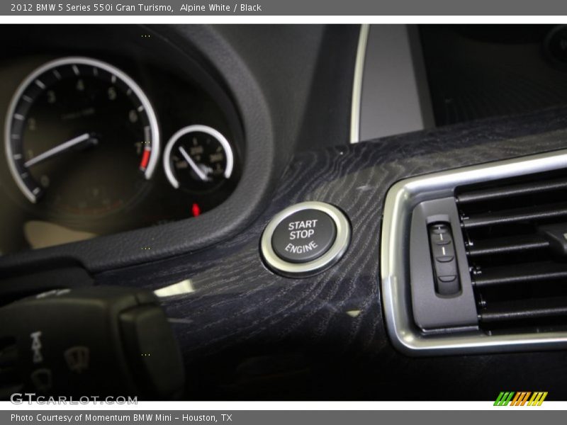 Alpine White / Black 2012 BMW 5 Series 550i Gran Turismo