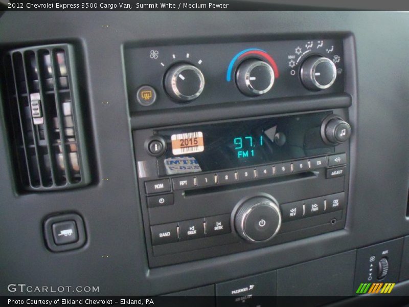 Controls of 2012 Express 3500 Cargo Van
