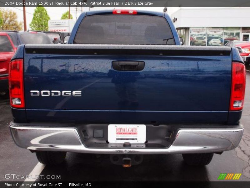 Patriot Blue Pearl / Dark Slate Gray 2004 Dodge Ram 1500 ST Regular Cab 4x4