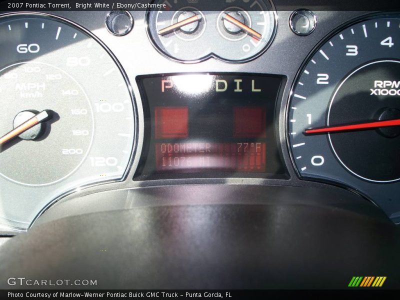 Bright White / Ebony/Cashmere 2007 Pontiac Torrent