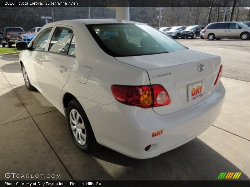 Super White / Ash 2010 Toyota Corolla