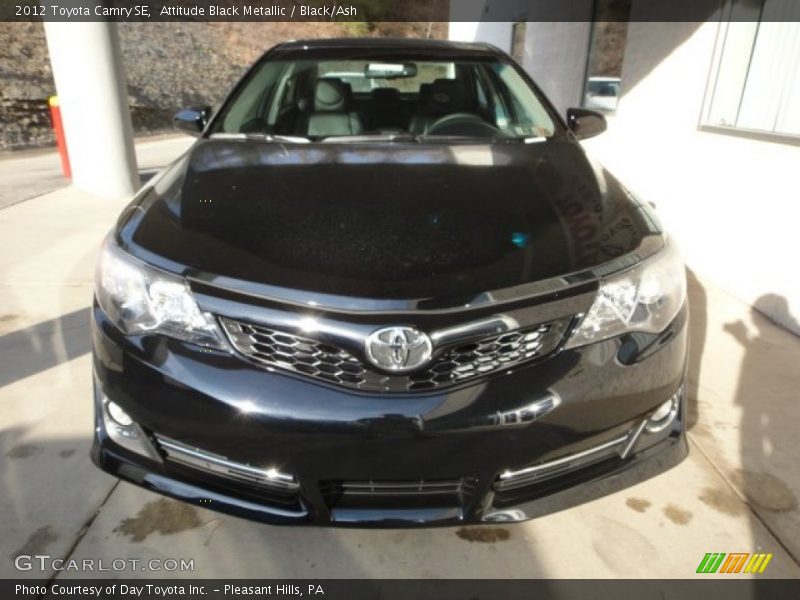 Attitude Black Metallic / Black/Ash 2012 Toyota Camry SE